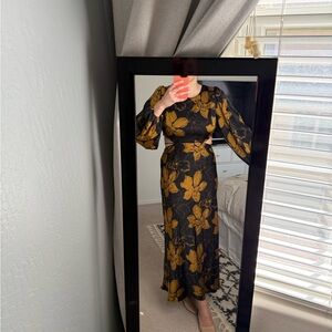 Astr Black and Gold Floral Long Sleeve Dress